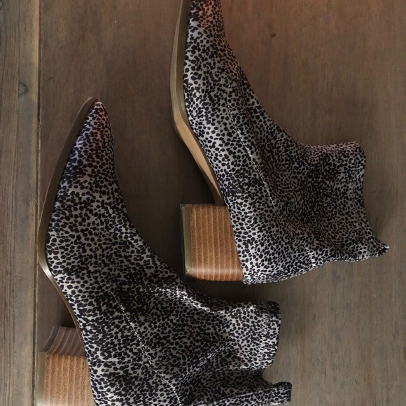 Spotted sock boots - Picture 3 of 3